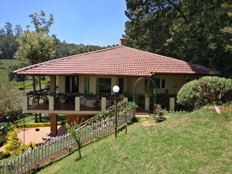 Cassiopeia — available colonial bungalow